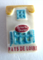 1 FEVE PUBLICITAIRE LA BRIOCHE DOREE - PAYS DE LOIRE - Regions