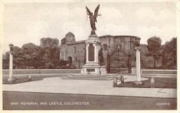 ESSEX - COLCHESTER - WAR MEMORIAL AND CASTLE Es610 - Colchester