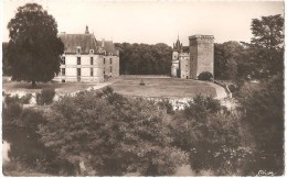 Dépt 79 - SAINT-LOUP-LAMAIRÉ - Donjon (XIVè Siècle) Et Château (XVIIè S.) De Saint-Loup-sur-Thouet - (CPSM 8,8 X 14 Cm) - Saint Loup Lamaire