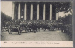 '' Le 14 Juillet à PARIS En 1916 '' Défilé Des Artilleurs De La Madeleine . - Squares