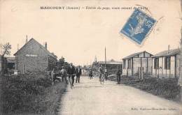 Maucourt    80     Entrée Village Coté Chilly .  Café Gaetan - Autres & Non Classés