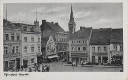 AK Schwiebus Swiebodzin Markt Mit Hotel Laden Kirche Bei Züllichau Sulechow Witten Wityn Koppen Kupienino Stempel - Neumark