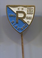 BOWLING - Club SLAVONSKI BROD Croatia, Vintage Pin Badge - Bowling