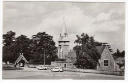 Angleterre-Hertfordshire-  CHORLEY  WOOD' CHURCH AND SCHOOL- Carte-photo - Hertfordshire