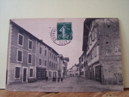 ESPELETTE (PYRENEES-ATLANTIQUES) LES MAGASINS. LES COMMERCES. LA GRANDE RUE. - Espelette