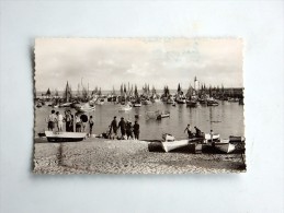 Carte Postale Ancienne : LA COTINIERE : L'Arrivée Des Pêcheurs En 1951 - Saint-Pierre-d'Oleron