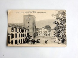 Carte Postale Ancienne : ASCAIN : Hotel De La Rhune, Départ Des Touristes Pour L'ascension - Ascain