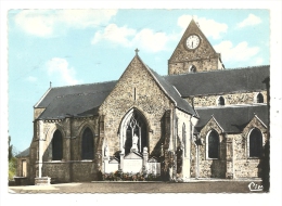 Cp, 50, Saint-Sauveur-le-Vicomte, L'Eglise, Côté Nord Et Monument Aux Morts, Voyagée 1992 - Saint Sauveur Le Vicomte