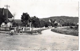 VERNEUIL-sur-SEINE - Vue Sur Le Côteau - CPSM Petit Format Datée De 1954 - Verneuil Sur Seine