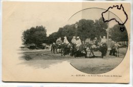 - 20 - GUELMA - Le Rond-Point Et Route De Millésimo, Non écrite, Abreuvoir, Cavaliers, ânes, Chevaux, TBE, Scans. - Guelma