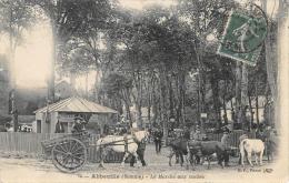 Abbeville     80       Le Marché Aux Vaches  (décollée) - Abbeville