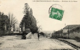 CPA - La CHATAIGNERAIE (85) - L'Avenue De La Gare - La Chataigneraie