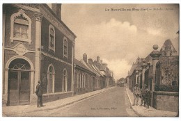 Cpa: 60 LA NEUVILLE EN HEZ Rue De L'Eglise (Café Du Chêne "J. Fourment", Animée) - Other Municipalities