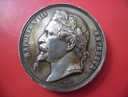 MEDAILLE EPREUVE NAPOLEON III Signée Caqué F. @ 39 Grammes Et 51 Mm Argent Poinçon - Royaux / De Noblesse