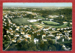 CPSM : 25 VALENTIGNEY Vue Générale Aérienne : Maisons - Champs - Stade - Vue Peu Commune - Valentigney