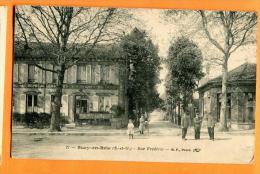 MND-07  Sucy-en-Brie  Rue Frédéric . Au Repos Des Chasseurs. ANIME.  Circulé Sous Enveloppe En 1920 - Sucy En Brie