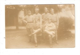 Carte Photo Militaria : Groupe De Soldats -  Lieu à Déterminer - Regimente