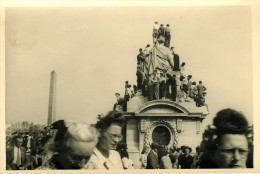 Militaria - Guerre 1939-45 - Paris - Obélisque - 8 Mai 1945 - état - Guerre 1939-45