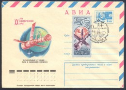 Russia CCCP USSR 1977 Postal Stationery Cover: Space Weltraum Espace: Sputnik, 20 Years Of Space Flights - Russia & USSR