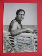 Raf Vallone,AUTOGRAPH - Sportifs