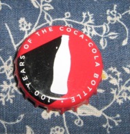 Coca-cola - Bottle Cap / Magnet - 100 Years Of The Coca-cola Bottle, Croatia, 2015. - Caps