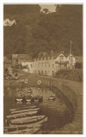 RB 1039 - Judges Real Photo Postcard - The Red Lion Hotel - The Quay Hotel & Boats - Clovelly Devon - Clovelly