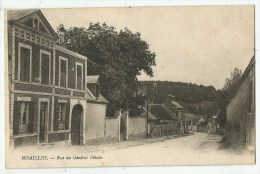 Noailles  (60.Oise)  Rue Du Général Pétain - Noailles