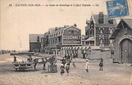 Cayeux Sur Mer     80     Abri De Canot De Sauvetage Et Le Quai Napoléon - Marchand De Glaces - Cayeux Sur Mer