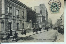 Delcampe - PUTEAUX Les Ecoles Rue De La République - Puteaux