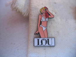 Pin´s LOU, Pin Up En Petite Tenue - Pin-ups