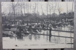 Carte Postale Ancienne Guérigny Nièvre Lavoir De Châtre Laveuses Lavandières Animé - Guerigny