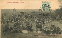 Militaria - Guerre 1914-18 - Régiments - Militaires - Manoeuvres - Une Grande Manoeuvre - La Pause - état - Régiments