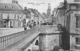 Doullens    80      Rue Du Bourg. Pont D'Authie - Doullens