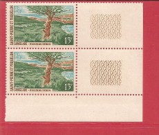 Bloc De 2 Timbres Bord De Feuille Ruisseau Debon - Ongebruikt