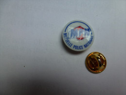 Beau Pin's En Porcelaine , MPN , Mutuelle Police Nationale - Police