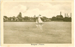 WOLGAST Pommern Stadt Panorama Vom Wasser Aus Segelboot Fabrik Schornsteine Ungelaufen Verlag Ernst Wiese - Wolgast