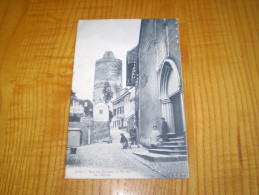 Suisse : 6 Personnes Devant Le Portail De L'église à Orbe & Rue Du Chateau . Carte & Cachet Orbe 1906 - Autres & Non Classés