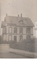 FLENSBURG Einzelhaus Original Private Fotokarte  Der Zeit Mit Einwohner Im Fenster 23.2.1909 Gelaufen - Flensburg