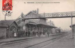 Péronne    80    La Gare  A Flamicourt Et La Passerelle - Peronne