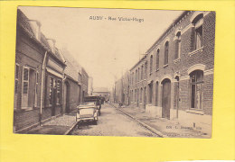 CPA -  AUBY -  Rue Victor Hugo  - Pharmacie - Auto Cabriolet - éditeur Descamps - Auby