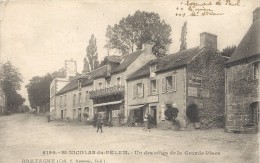 GRANDE PLACE - Saint-Nicolas-du-Pélem