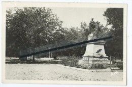 Carte - Sigean - Jardin Public Et Monument Aux Morts - Sigean