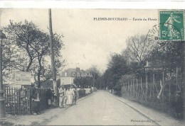 ILE DE FRANCE - 95 - VAL D'OISE - LE PLESSIS BOUCHARD - Entrée Du Plessis - Le Plessis Bouchard