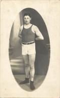 Ref G593 - Carte Photo  -lutte - Lutteur A Identifier - Theme Sports - La Lutte  - Carte Photo Bon Etat - - Ringen