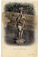 Carte Postale Ancienne Algérie - Lavandière De L'Oued Kantara - Métiers, Laveuses, Lavandières - Scene & Tipi