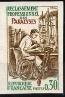 FRANCE Handicapé, Handicap, Reclassement Des Paralysés Yvert 1405. NON DENTELE Imperforate. MNH. ** - Handicap