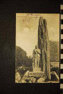 Cpa, 29 PLOZEVET MONUMENT AUX MORTS, GUERRE 1914-1918, MILITARIA,  PAS CIRCULEE - Plozevet