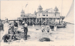 Seebad AHLBECK Flundern Fischer Am Seesteg Dame In Modischem Kleid Kauft 1905 Ungeteilte Rückseite TOP-Erhaltung - Usedom