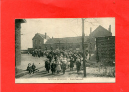 SAINS EN GOHELLE  /  ARDT LENS  1908  /   ECOLE COMMUNALE AVEC ELEVES     CIRC OUI EDIT - Wissant