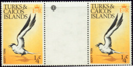 BIRDS-SOOTY TERN-GUTTER PAIR-TURKS & CAICOS ISLANDS-MNH-A5-782 - Albatrosse & Sturmvögel